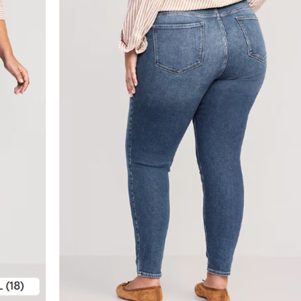 Mid-Rise Rockstar Super Skinny Jeans